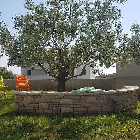 Appartement Lino Premantura