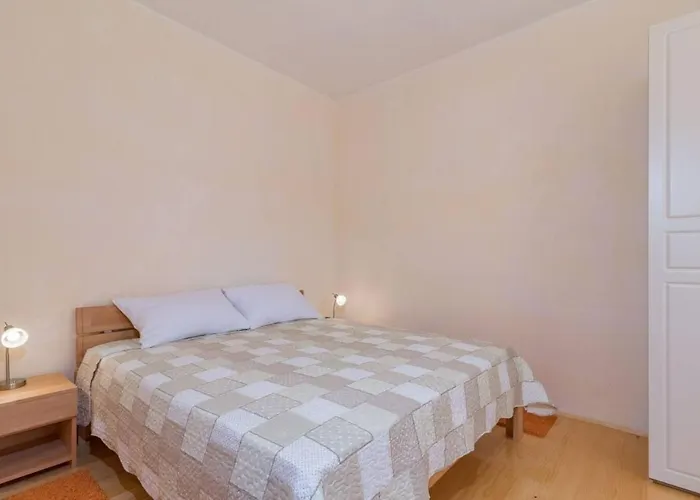 Lino * Premantura